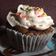 Kata Gyenesei Cooksnap-ja, amikor elkészítette a(z) Csokoládés cupcake recept krémsajtos toppinggal receptet.