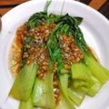 Cooksnap Cempaka Putih semasa beliau membuat Sawi Pakchoy Sos Tiram.