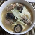 姚佩妘 的 香菇竹筍雞湯 cooksnap
