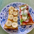ビートルズ食堂's cooksnap of when they made お好きなジャムとバナナでオープンサンド✨.