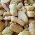 Cooksnap dari Dewi Sahbana untuk resep Biji Ketapang Renyah