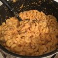Jolene 's cooksnap of when they made Buffalo Chicken Mac n' Cheese.