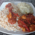El cooksnap de Anthony Garcia cuando hizo Pollo a la portuguesa con salsa de tomate.