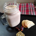 Kalpana Rai's cooksnap of when they made Dates and Apple shake.