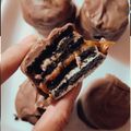 El cooksnap de Marcela Riveròn cuando hizo ALFAJORES OREO ❤️.