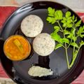 Rita Mehta ( Executive chef ) का कुकस्नैप जब उन्होंने राइस इडली सांबर (Rice Idli sambar recipe in Hindi) बनाया था।