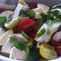 El cooksnap de mranz cuando hizo Ensalada caprese de tomate y mozzarella fresca.