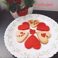 Madhu Jain का कुकस्नैप जब उन्होंने हार्ट कुकीज़ (Heart Cookies Recipe in Hindi) बनाया था।