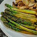 Nongcatwhatsnew's cooksnap of when they made Sauteed Asparagus with soy sauce and butter.