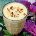 Mahua Chakraborty Swami's cooksnap of when they made মিল্কশেক (milkshake recipe in Bengali).