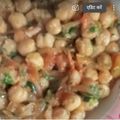 Naushaba Parveen का कुकस्नैप जब उन्होंने चटपटे सूखे छोले (chatpate sukhe chole recipe in Hindi) बनाया था।