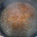 El cooksnap de Carlos F Morales cuando hizo Sopa de pasta con chorizo, salchicha y papas.