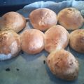 Cooksnap από Ilias Katsanidis στη συνταγή Γεμιστά αφράτα ψωμάκια!