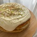 El cooksnap de Lucia cuando hizo Carrot cake primavera con flores comestibles.