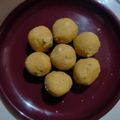 Riya Tomar 's cooksnap of when they made Till Mawa laddu.