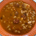 El cooksnap de veronica cuando hizo Alubias o judías blancas con chorizo. (Thermomix).