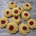 Cooksnap dari Febry Caturia untuk resep Semprit Jadul Eggless