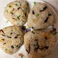 なおすけ151a's cooksnap of when they made 天かすと塩こんぶのおにぎり。お弁当にも.