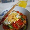 Cooksnap Julia MD SALIM semasa beliau membuat Mee Hailam Simple.