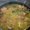 El cooksnap de Clau Rios cuando hizo Costillas de puerco con nopales en salsa verde.
