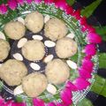 Bharti Vania का कुकस्नैप जब उन्होंने फ्रेश नारियल लड्डू (Fresh nariyal ladoo recipe in Hindi) बनाया था।