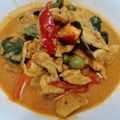 รูป Cooksnap ของ Chayanit.p เมื่อเขาทำ พะแนงอกไก่นมอัลมอนด์