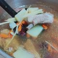 玟子i料理 的 山藥排骨湯 cooksnap