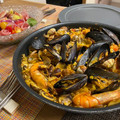 El cooksnap de Mie cuando hizo Paella de marisco en sartén, con caldo dashi, (Japón), paso a paso.
