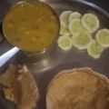 Anjana Sahil Manchanda का कुकस्नैप जब उन्होंने पूरी आलू टमाटर की सब्जी के साथ (Puri aloo tamatar ki sabzi ke sath recipe in hindi) बनाया था।