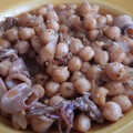 El cooksnap de Olga Moreno cuando hizo Garbanzos con calamares (o pota) con tomate.