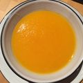El cooksnap de cata69 cuando hizo Crema de Zanahoria, baja en calorías fácil y rápida.