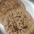 Gorvi tyagi का कुकस्नैप जब उन्होंने आलू का पराठा बनाया था।