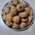 Neelam Ranadive's cooksnap of when they made पारंपरिक डिंक लाडू (dink laddu recipe in marathi).