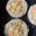 fatima khan का कुकस्नैप जब उन्होंने चीज़ी पनीर टिक्का डिस्क (cheesy Paneer Tikka disc recipe in Hindi) बनाया था।
