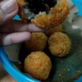Cooksnap dari Mutiara Rahmah untuk resep Bola-bola Ubi ungu isi coklat