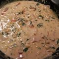 rovarinvazio Cooksnap-ja, amikor elkészítette a(z) Spenótos-tejszínes-baconos tészta receptet.