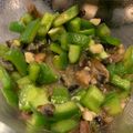Hsieh Apple 的 青椒炒皮蛋 cooksnap