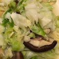 陳姵伶 的 蒜炒香菇高麗菜 cooksnap