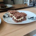 Katalin Ėva Lėnárt Cooksnap-ja, amikor elkészítette a(z) Reszelt túrós süti receptet.