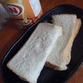 Cooksnap Aznie Khasri semasa beliau membuat Roti Susu Pekat.