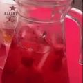 Cooksnap de Fernando quando cozinhou Sangria de Frutos Vermelhos.