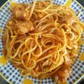 El cooksnap de lavinnia cuando hizo Fideos con salchichas de viena cocidos en salsa de tomate .
