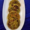 Madhvi Dwivedi का कुकस्नैप जब उन्होंने बाजरी के चमचमिया (Bajari ke chamchamiya recipe in hindi) बनाया था।