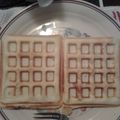 dawn.tienhaara's cooksnap of when they made Basic Waffles.