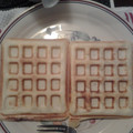dawn.tienhaara's cooksnap of when they made Basic Waffles.