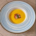 Cooksnap-ul lui Bianca Creţu atunci când a preparat Supa crema cu morcovi, cartofi, telina si sunculita.