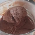 Lili Cooksnap-ja, amikor elkészítette a(z) Ultra krémes házi készítésű csokoládé fagylalt receptet.