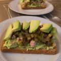 El cooksnap de UnaBrujita cuando hizo Tostada de aguacate 🥑atún🐟 y tomate🍅.
