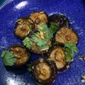 Nisarat Dulyasith's cooksnap of when they made เห็ดหอมสดทอดคลุกซีอิ๊ว.