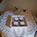 Cooksnap από Stella Psaltaki στη συνταγή Σοκολατένια muffins με λίγα υλικά!